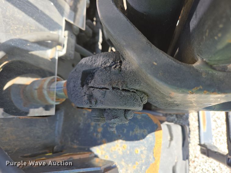 image for item YA0384 2008 Hyster S40FT forklift