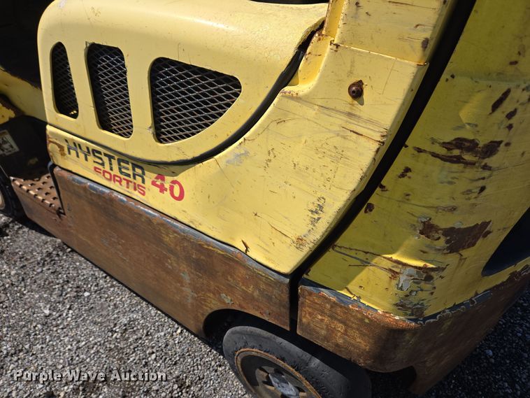 image for item YA0384 2008 Hyster S40FT forklift