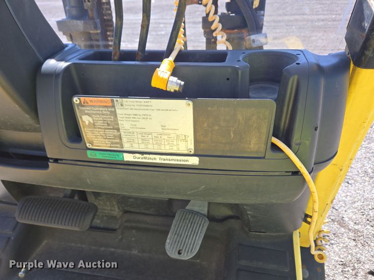 image for item YA0384 2008 Hyster S40FT forklift