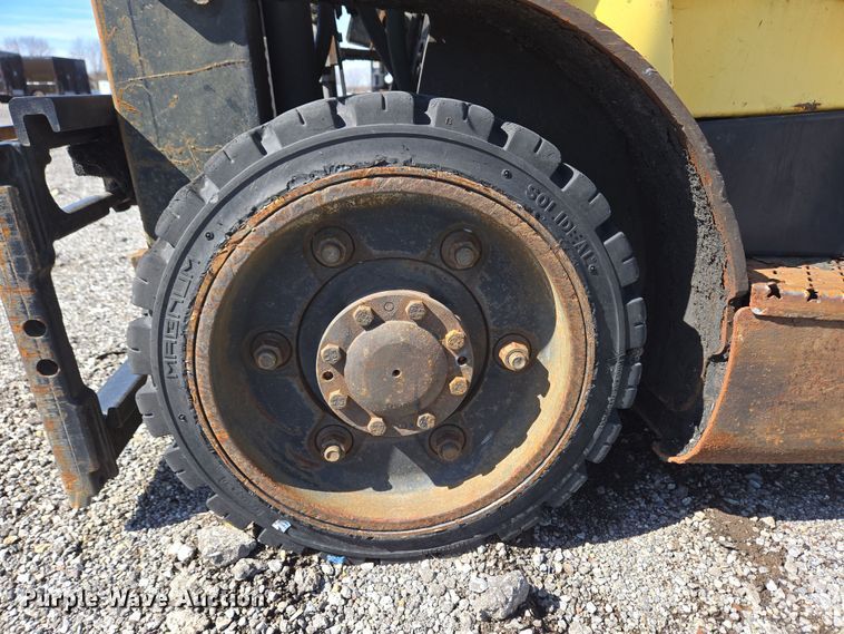 image for item YA0384 2008 Hyster S40FT forklift