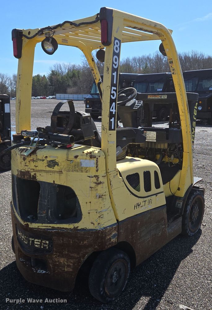 image for item YA0385 2008 Hyster S40FT forklift