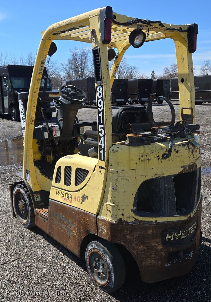 image for item YA0385 2008 Hyster S40FT forklift