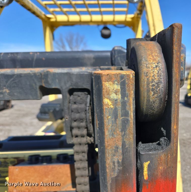 image for item YA0385 2008 Hyster S40FT forklift