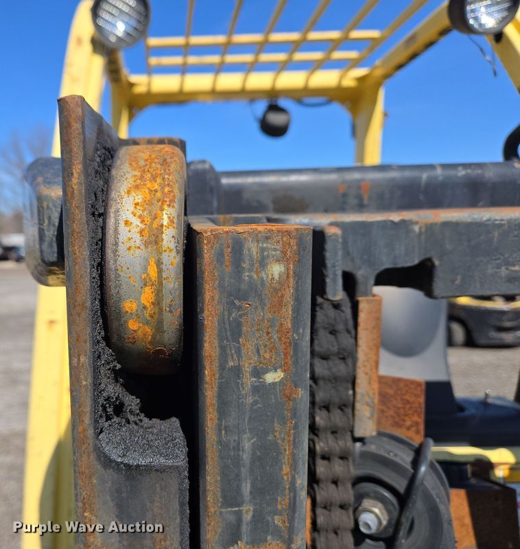 image for item YA0385 2008 Hyster S40FT forklift