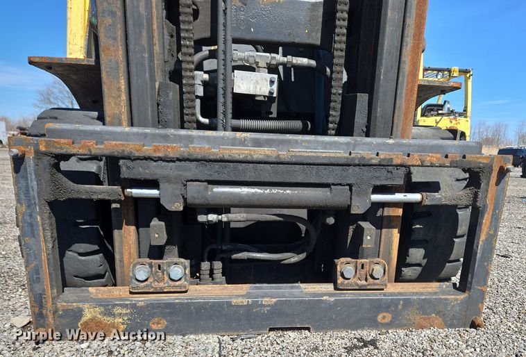 image for item YA0385 2008 Hyster S40FT forklift