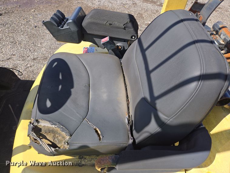 image for item YA0385 2008 Hyster S40FT forklift