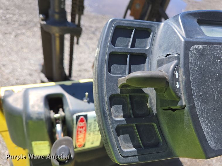 image for item YA0385 2008 Hyster S40FT forklift