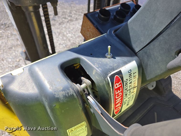 image for item YA0385 2008 Hyster S40FT forklift