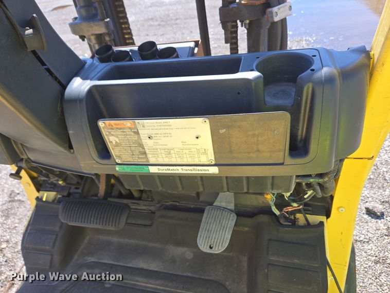 image for item YA0385 2008 Hyster S40FT forklift