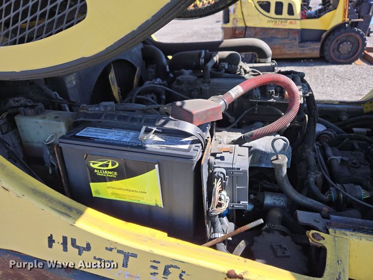 image for item YA0385 2008 Hyster S40FT forklift