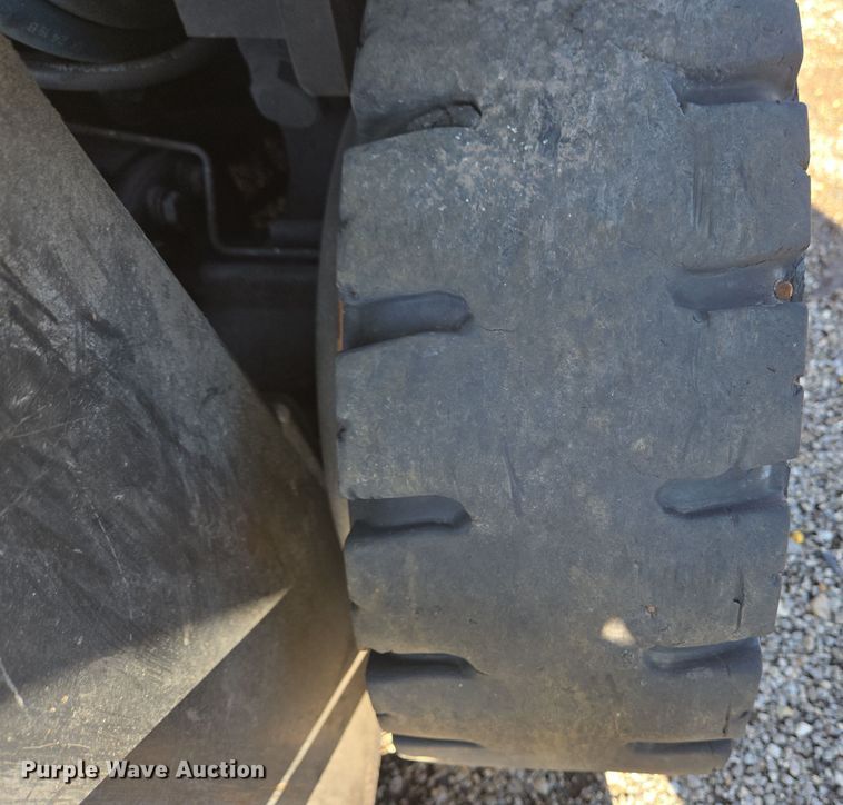 image for item YA0385 2008 Hyster S40FT forklift