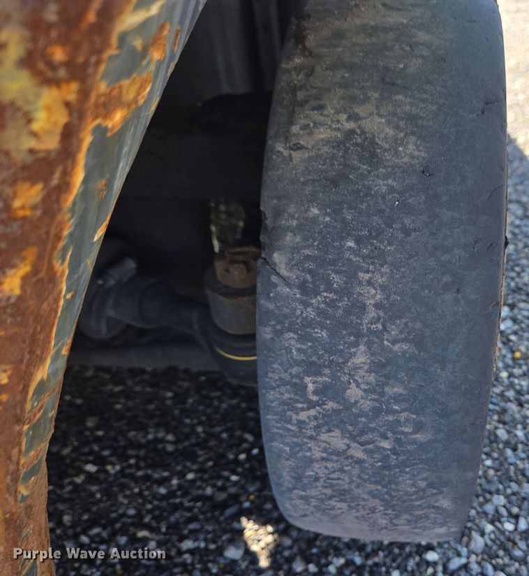 image for item YA0385 2008 Hyster S40FT forklift