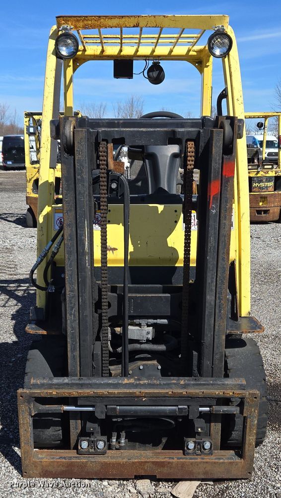 image for item YA0386 Hyster S40FT forklift