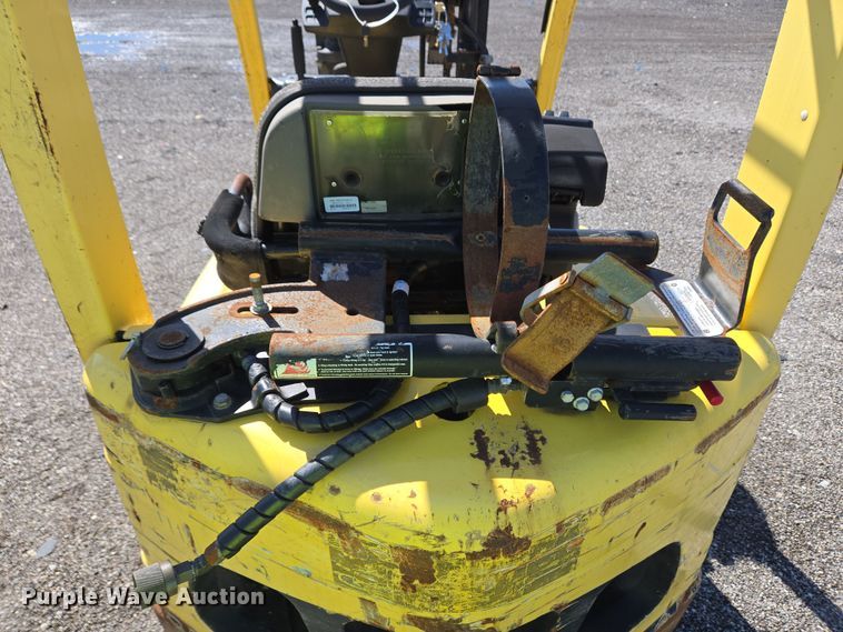 image for item YA0386 Hyster S40FT forklift