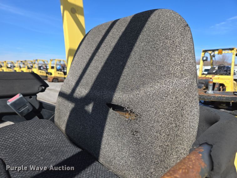 image for item YA0386 Hyster S40FT forklift