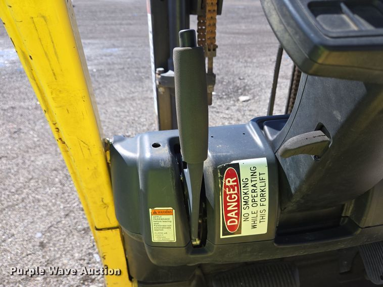 image for item YA0386 Hyster S40FT forklift