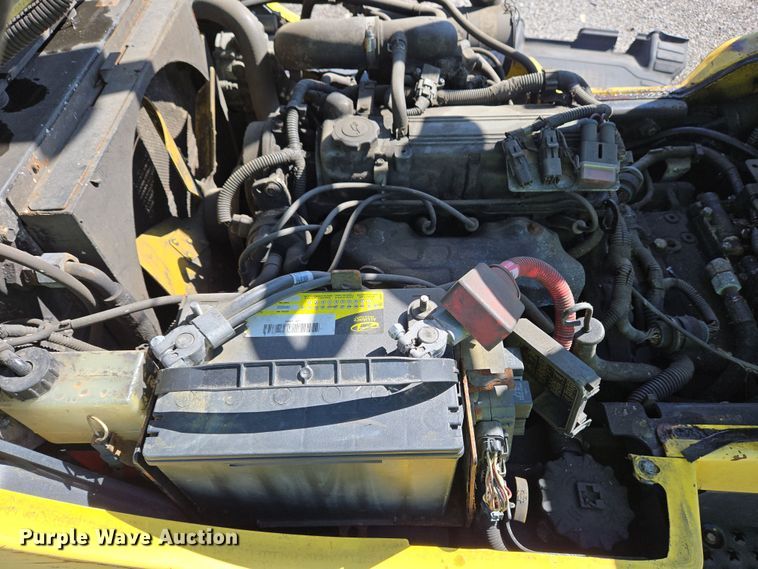 image for item YA0386 Hyster S40FT forklift