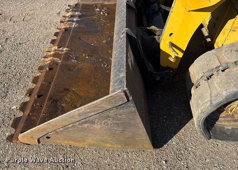 image for item DE2129 2015 Caterpillar 289D tracked skid steer loader