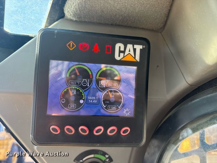 image for item DE2129 2015 Caterpillar 289D tracked skid steer loader