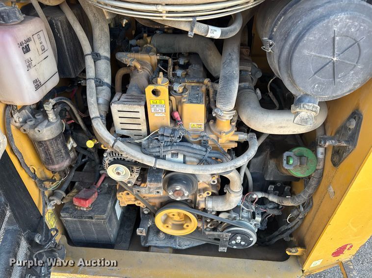 image for item DE2129 2015 Caterpillar 289D tracked skid steer loader