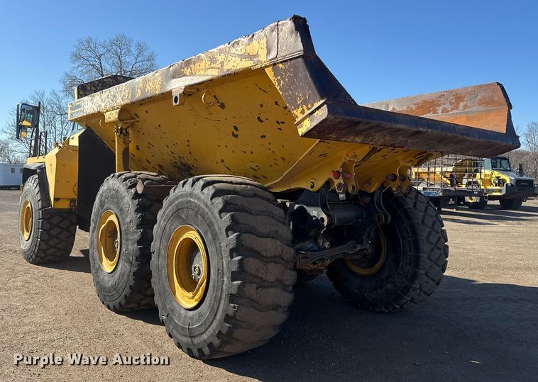 image for item DE2130 2007 Komatsu HM400-2 articulated haul truck