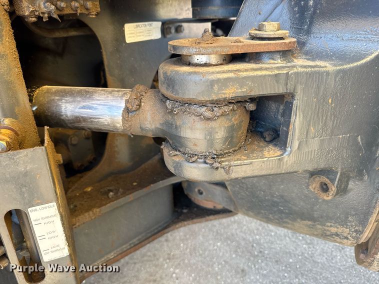 image for item DE2130 2007 Komatsu HM400-2 articulated haul truck