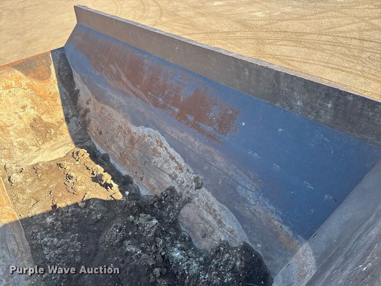 image for item DE2130 2007 Komatsu HM400-2 articulated haul truck