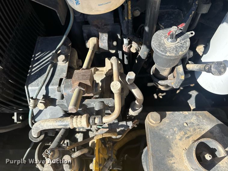 image for item DE2130 2007 Komatsu HM400-2 articulated haul truck