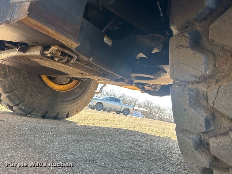 image for item DE2130 2007 Komatsu HM400-2 articulated haul truck