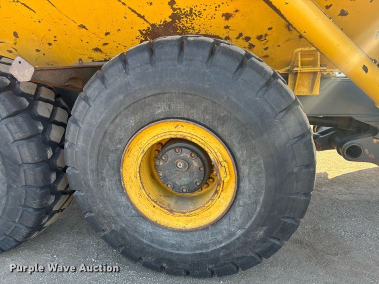 image for item DE2130 2007 Komatsu HM400-2 articulated haul truck