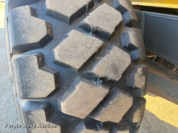 image for item DE2130 2007 Komatsu HM400-2 articulated haul truck