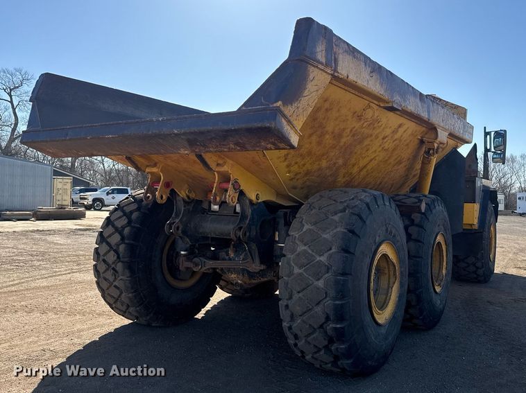 image for item DE2131 2007 Komatsu HM400-2 articulated haul truck