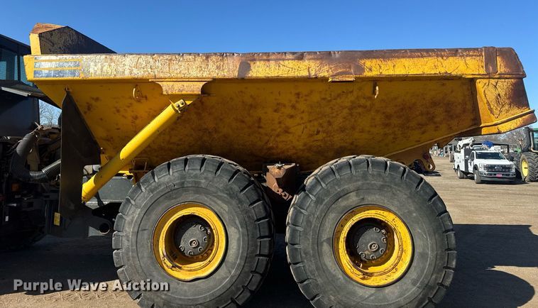 image for item DE2131 2007 Komatsu HM400-2 articulated haul truck