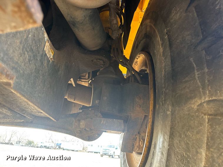 image for item DE2131 2007 Komatsu HM400-2 articulated haul truck