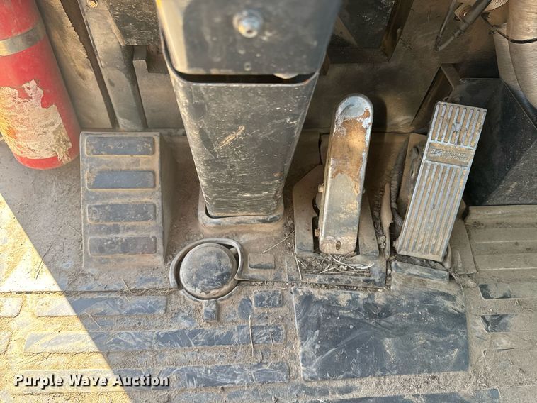 image for item DE2131 2007 Komatsu HM400-2 articulated haul truck