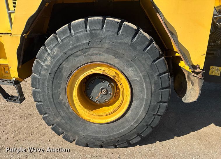 image for item DE2131 2007 Komatsu HM400-2 articulated haul truck