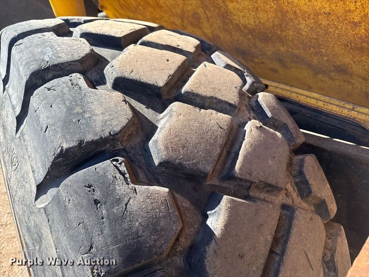 image for item DE2131 2007 Komatsu HM400-2 articulated haul truck