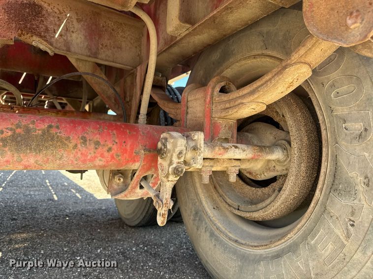 image for item DE2132 1989 Wilson CF-900 flatbed trailer