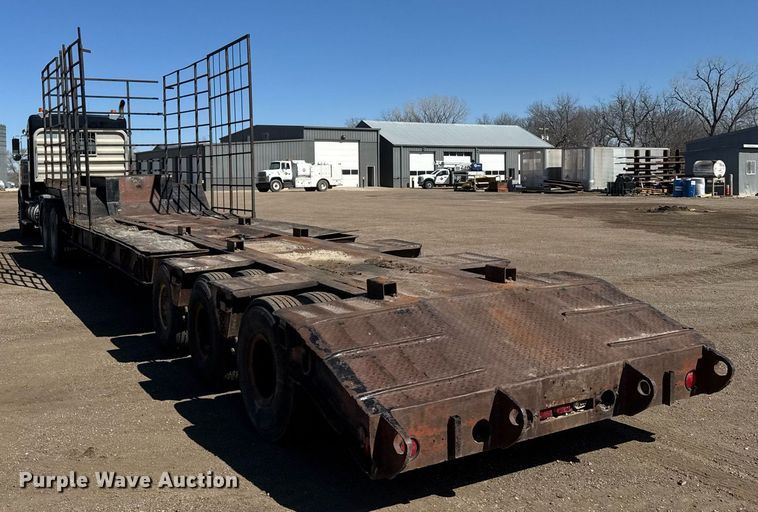 image for item DE2133 1976 Luttig equipment trailer
