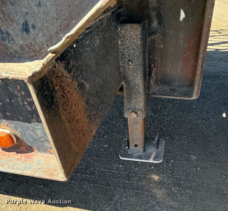 image for item DE2133 1976 Luttig equipment trailer