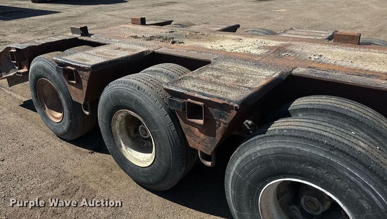 image for item DE2133 1976 Luttig equipment trailer