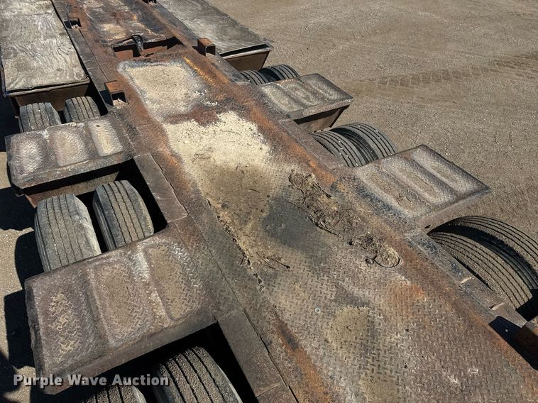 image for item DE2133 1976 Luttig equipment trailer