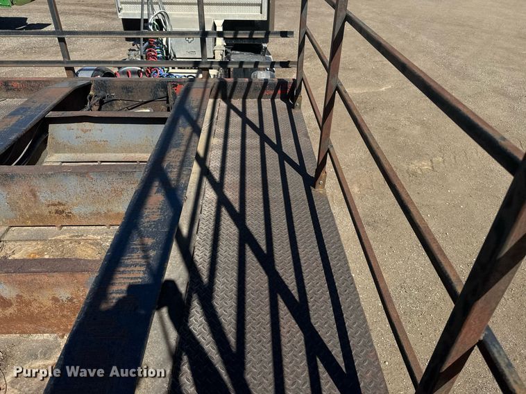 image for item DE2133 1976 Luttig equipment trailer