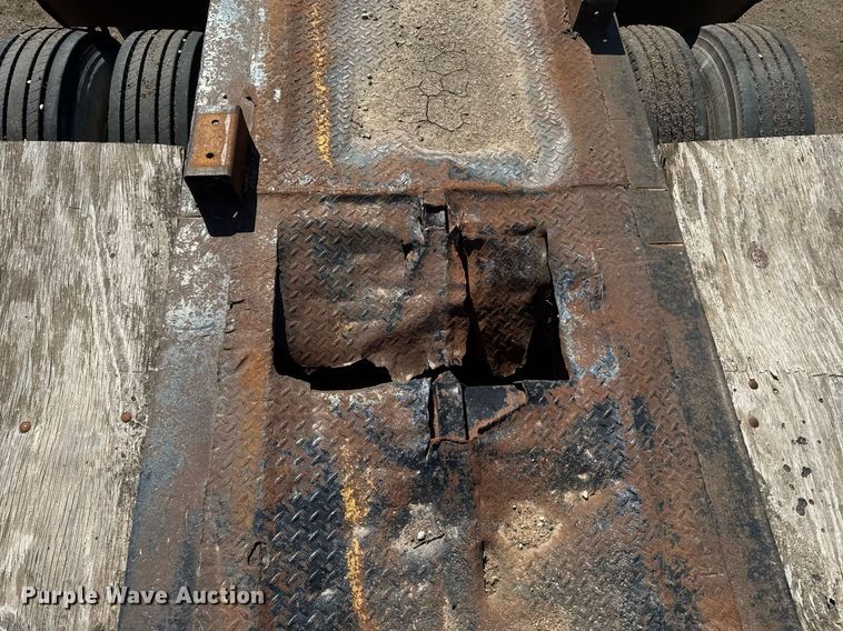 image for item DE2133 1976 Luttig equipment trailer