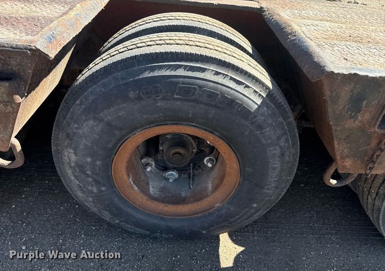 image for item DE2133 1976 Luttig equipment trailer