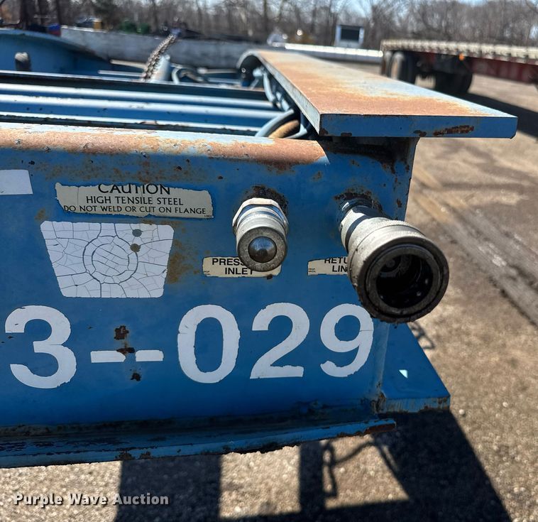 image for item DE2134 1998 Kalyn Siebert TL280 lowboy equipment trailer