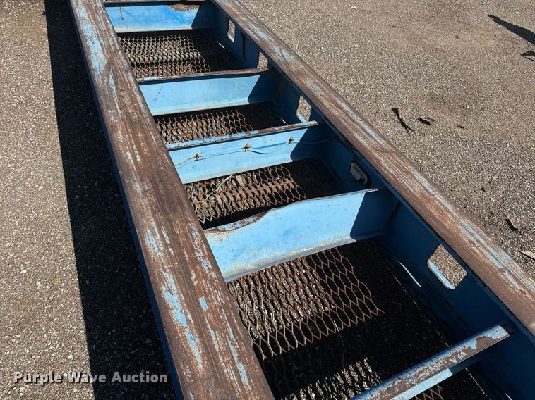 image for item DE2134 1998 Kalyn Siebert TL280 lowboy equipment trailer