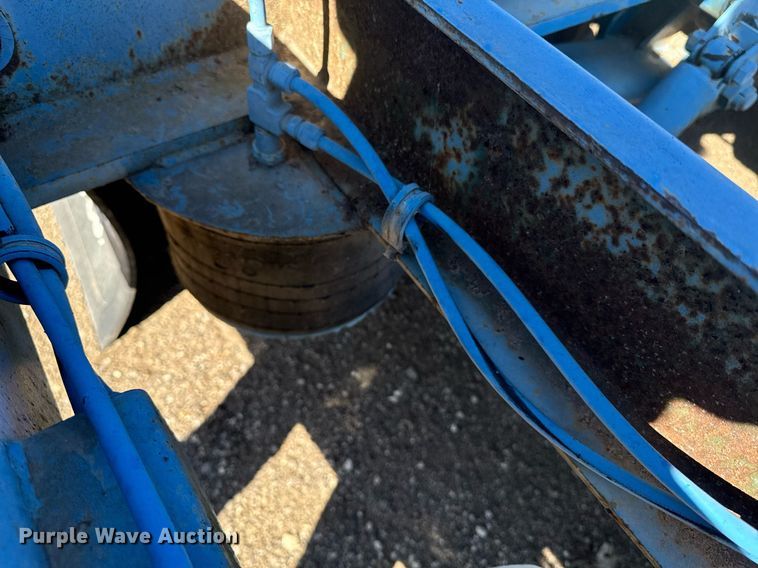 image for item DE2134 1998 Kalyn Siebert TL280 lowboy equipment trailer