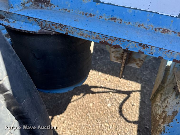 image for item DE2134 1998 Kalyn Siebert TL280 lowboy equipment trailer