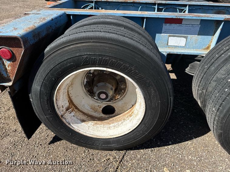 image for item DE2134 1998 Kalyn Siebert TL280 lowboy equipment trailer